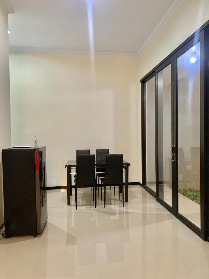 Guest House / Homestay Bukit Mutiara Residence Ngingas Eksteriør billede